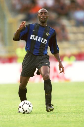 守落地后仍 守落地后仍